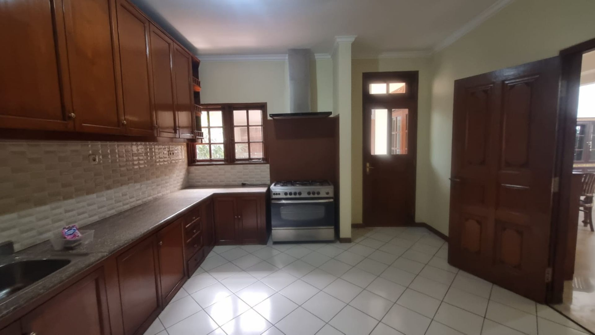 TIMBUL No.24A-5BR-KITCHEN AREA 2 Prestigious 5BR Family Home in Pejaten