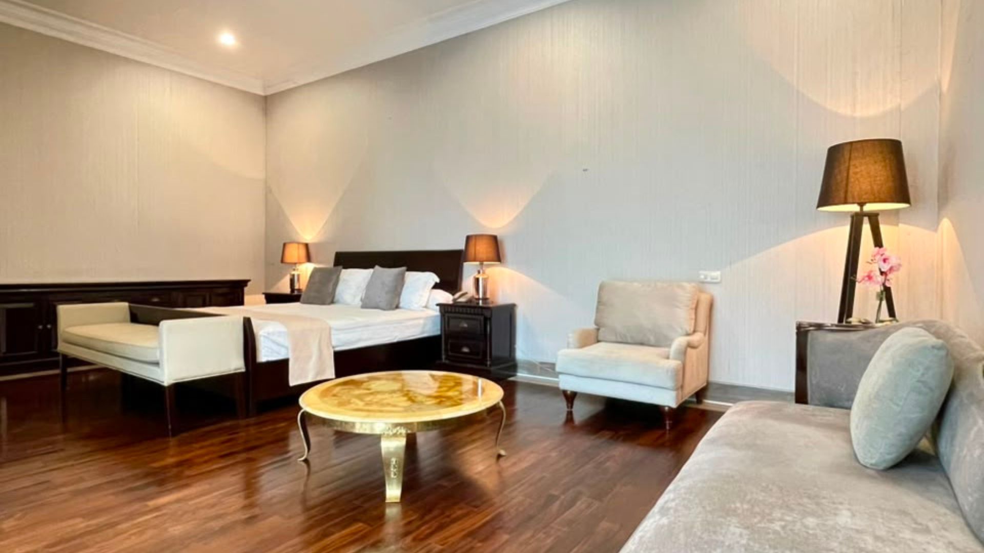 TIRTAYASA 1 NO.40A-5BR-BEDROOM 2 Luxury 5BR Home for Refined Family Living