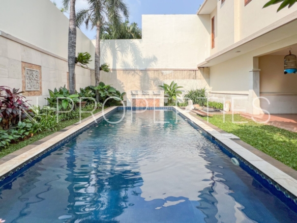 Tumaritis 1B - CLD525 - POOL