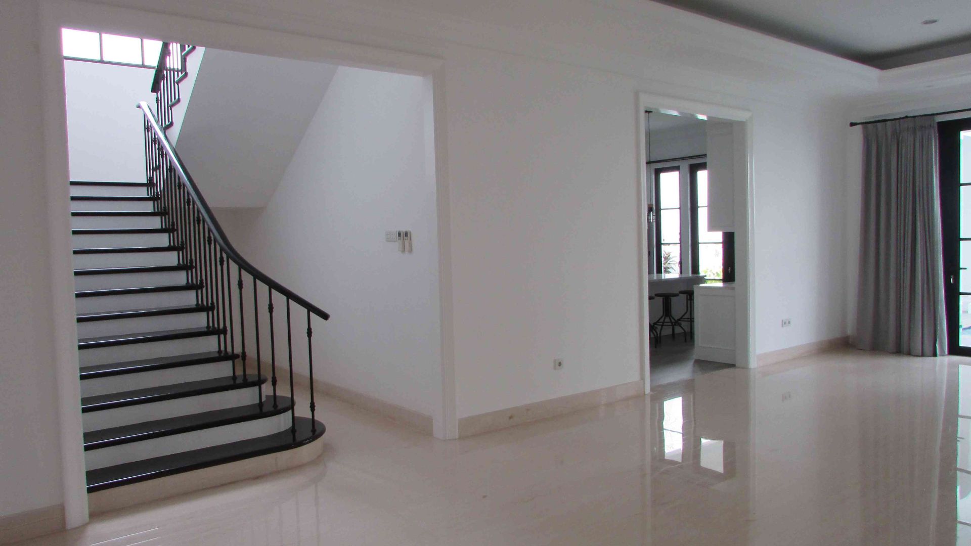 Prestigious 5BR Family Home at Cilandak