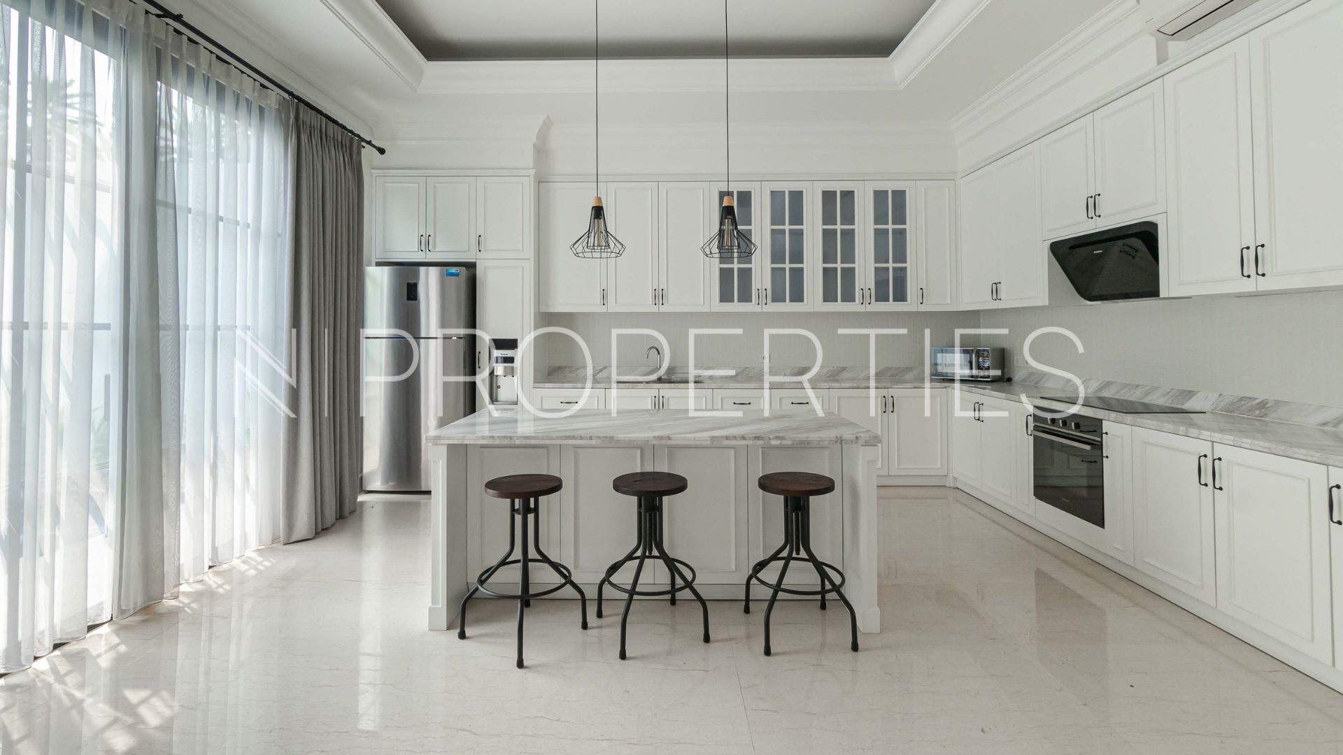 Grand 5BR Family Estate at Cilandak