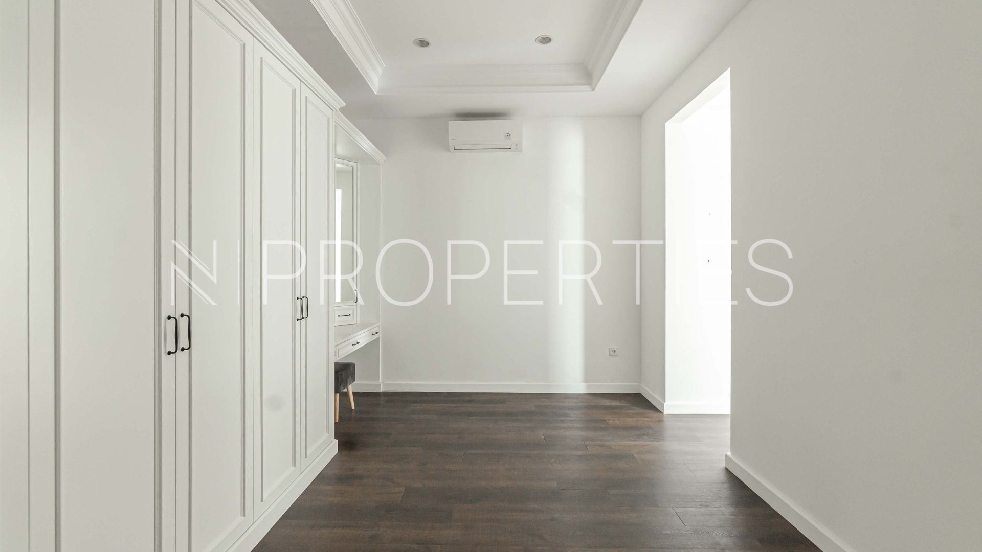 Grand 5BR Family Estate at Cilandak