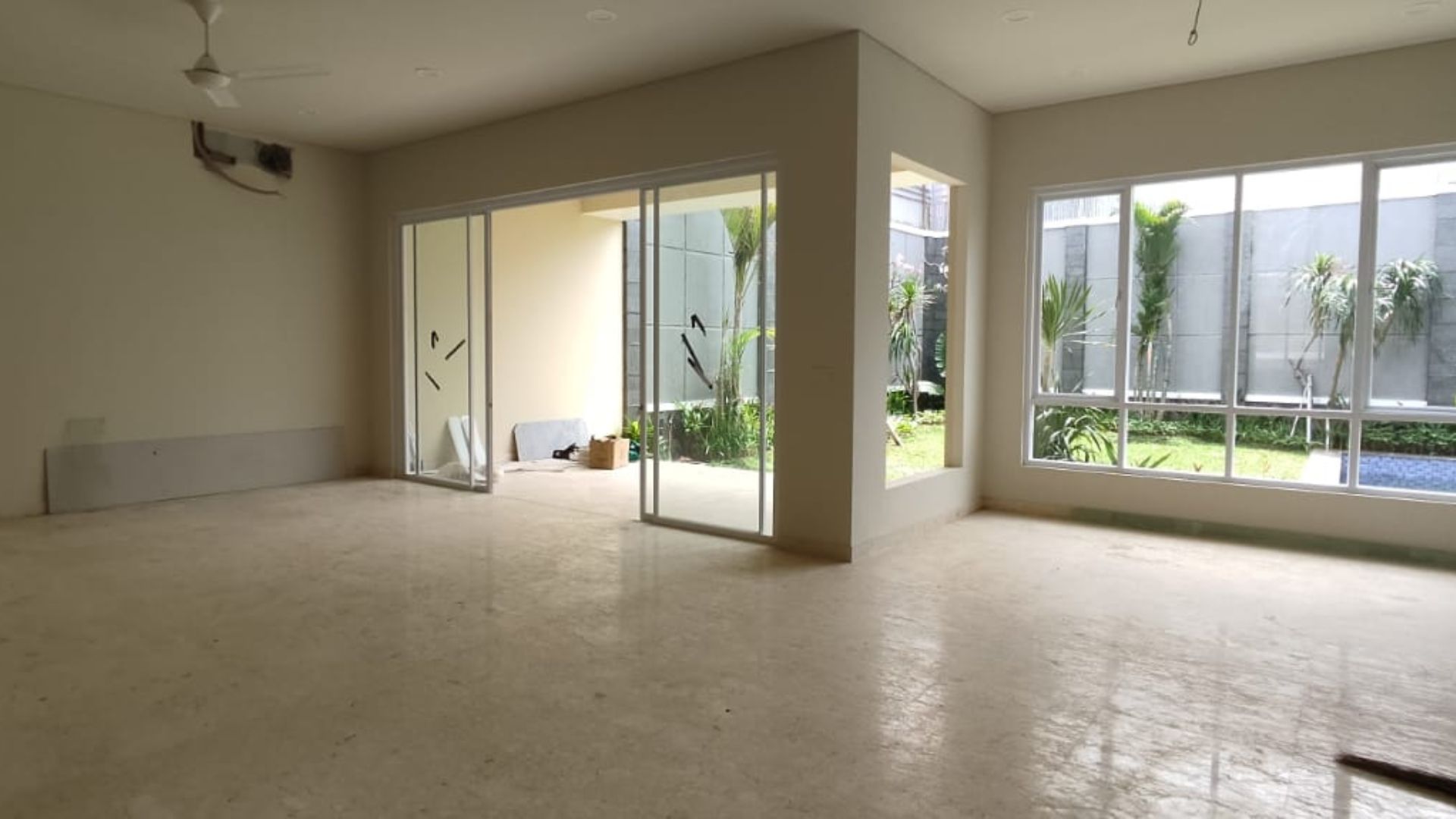 VISHNU RESIDENCE-4BR-LIVING AREA 2 Vishnu Residence – Luxury 4BR House