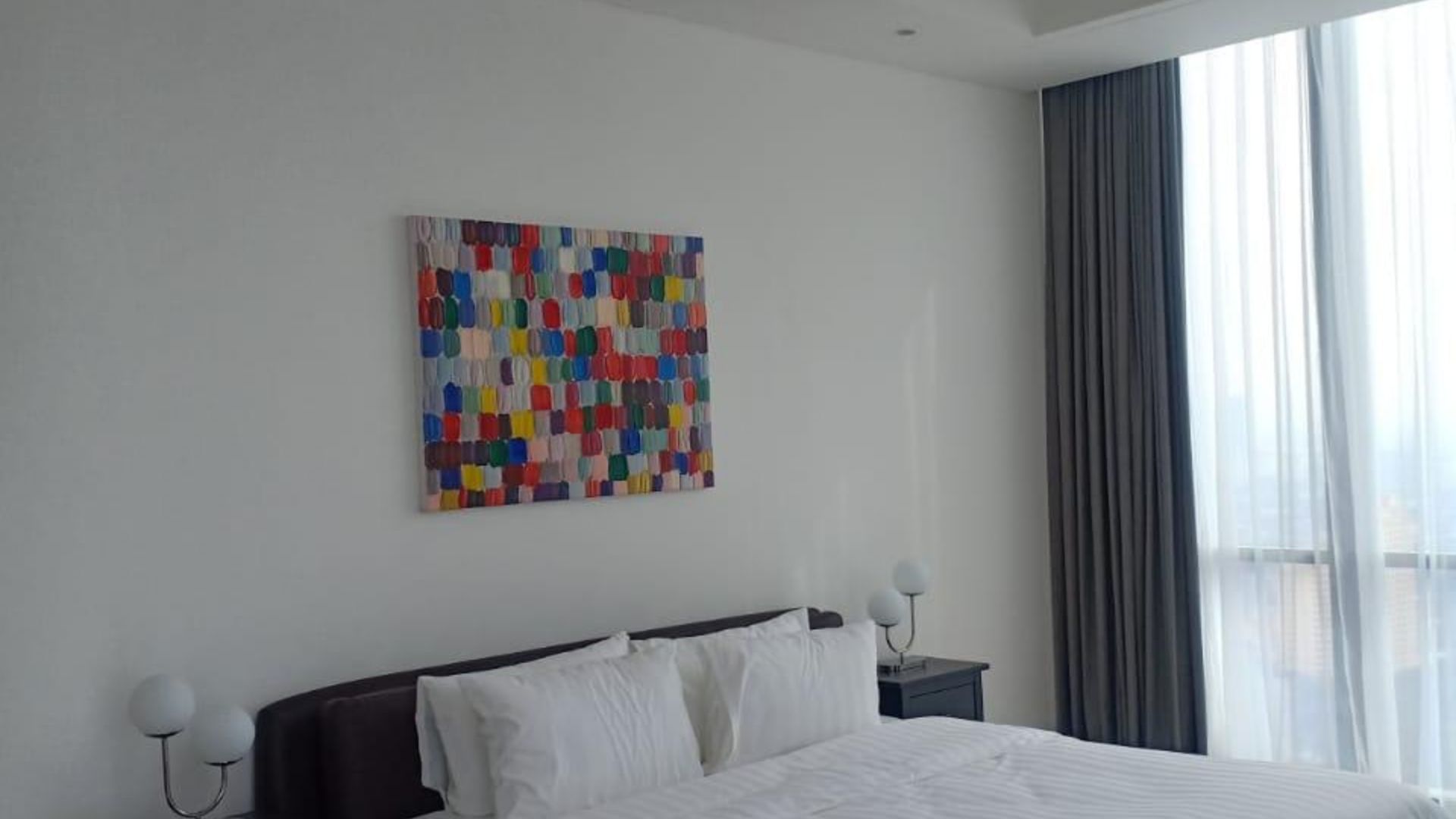 High-Comfort 3BR with Private Elevator – Regent Residence
