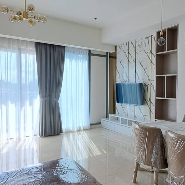 57 PROMENADE-2BR-LIVING & DINING AREA