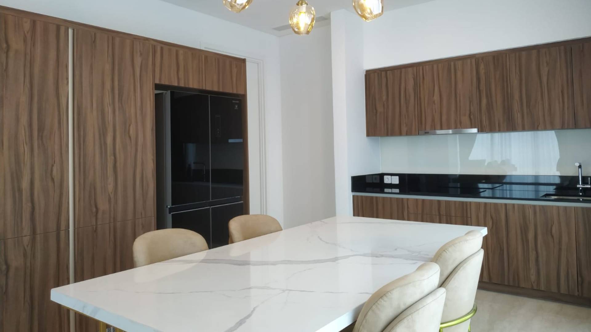 Spacious 3BR for Executive Living at 57 Promenade