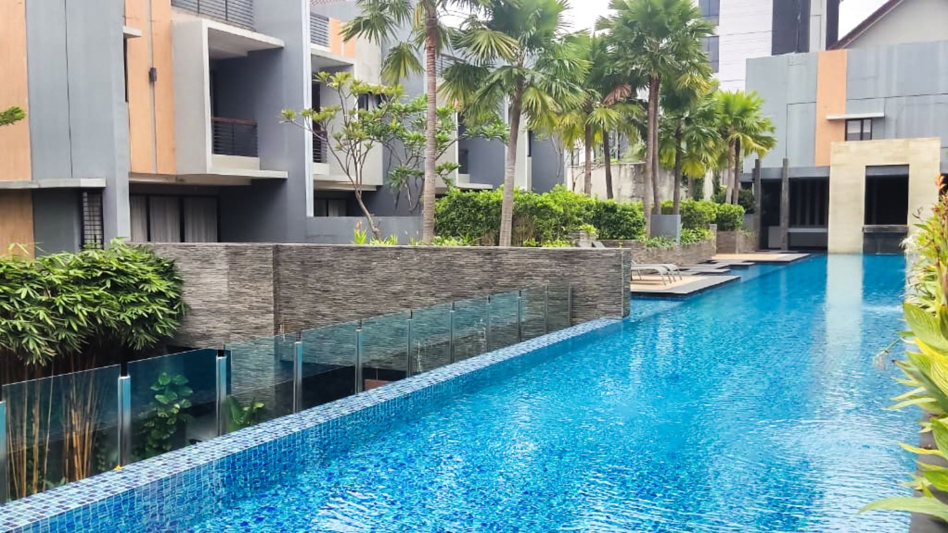 Amaryllis Kemang Townhouse Unit 2A-3BR-SWIMMING POOL