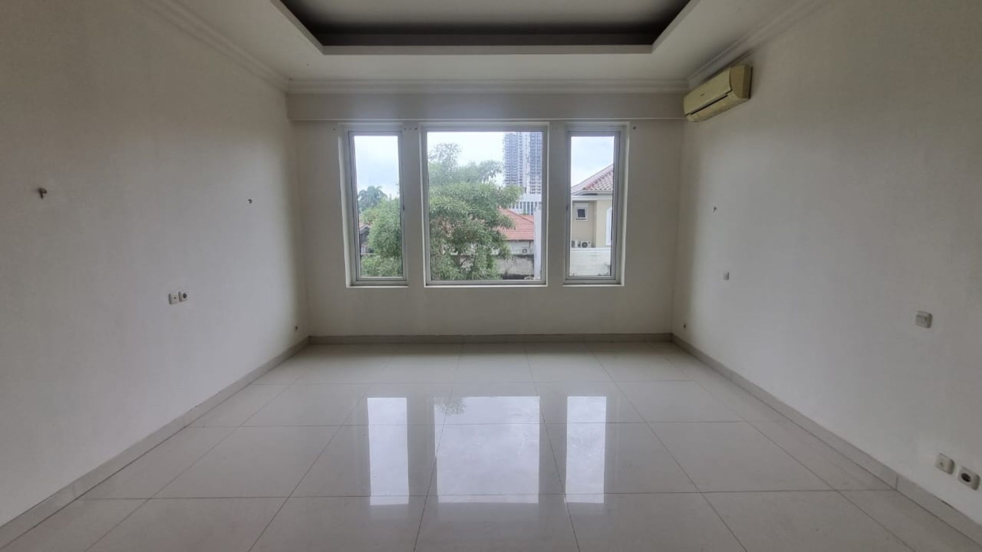 For Rent 4BR House South Jakarta Ampera AMP077