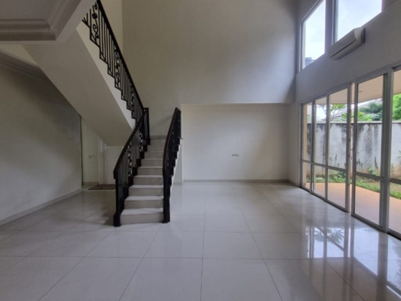 For Rent 4BR House South Jakarta Ampera AMP077