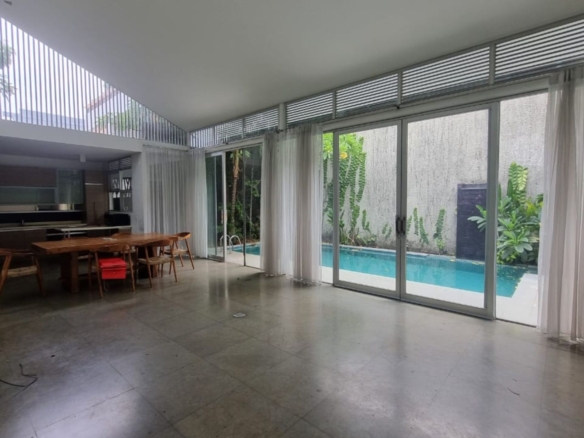 Asem 2 No 52 Kav D-3BR-DINING AREA
