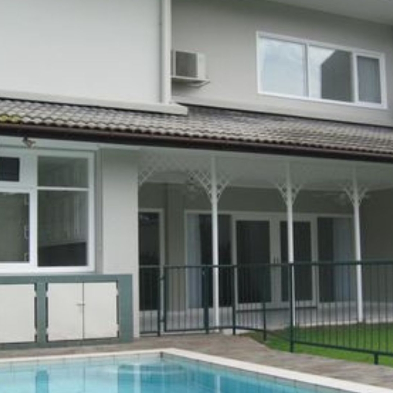 Asem 2 No 60E-4BR-SWIMMING POOL & BACKYARD