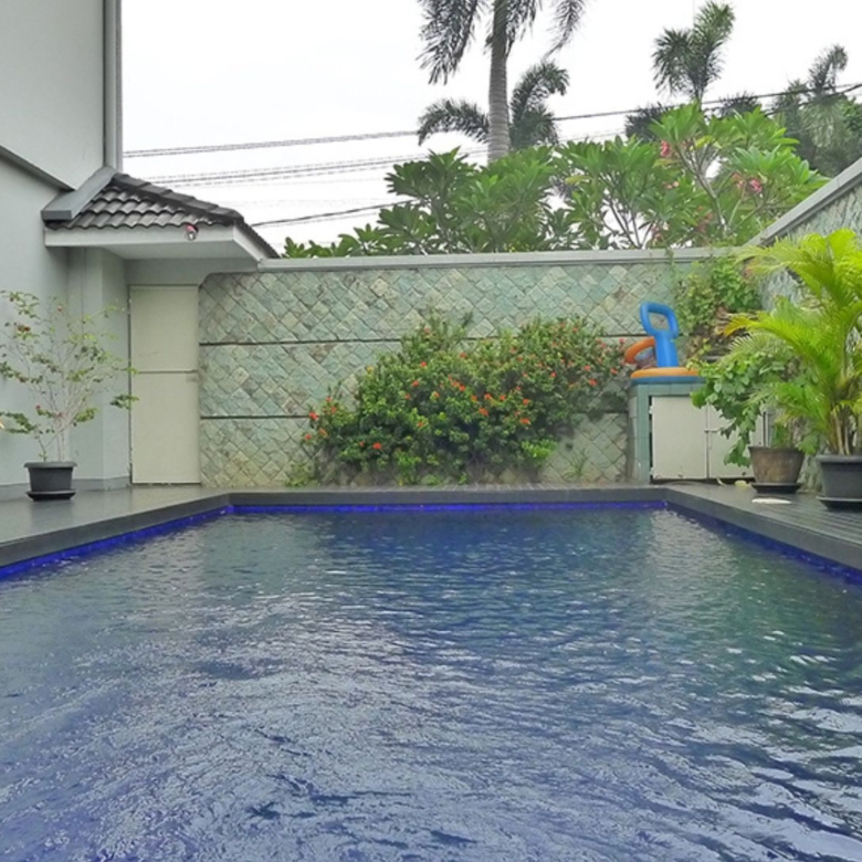 Asem 2 no 60 Kav H-4BR-SWIMMING POOL & BACKYARD