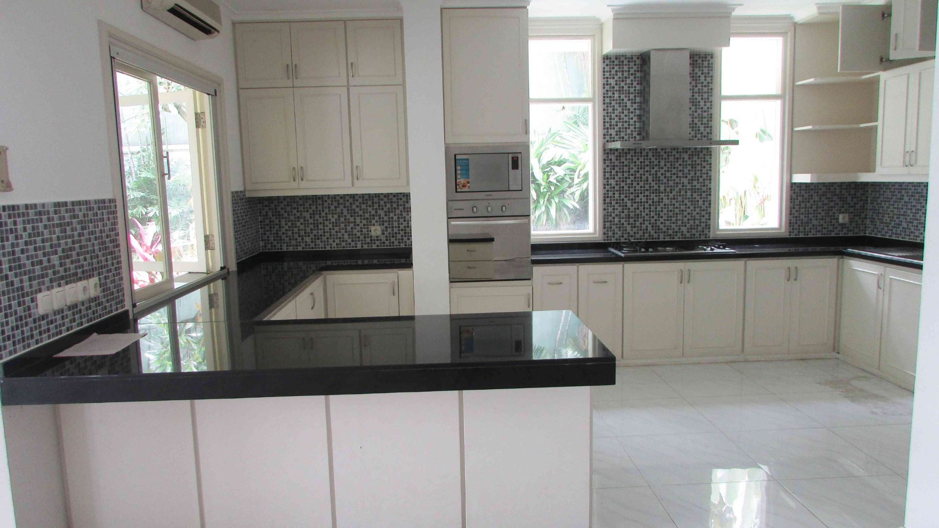 For Rent 4BR House South Jakarta Cipete CPT241