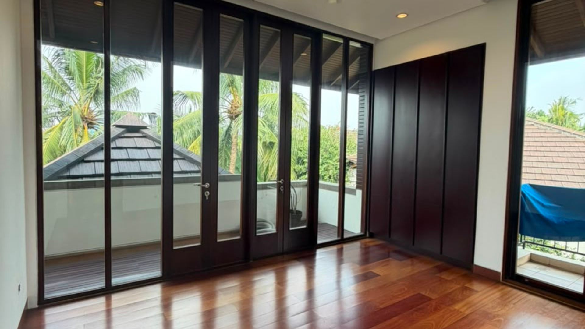 Luxury 4BR Family Living at Atmaya Residence