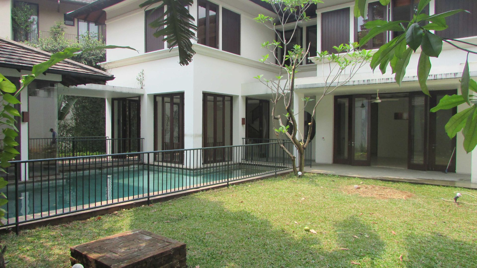 Atmaya Residence-5BR-BACKYARD