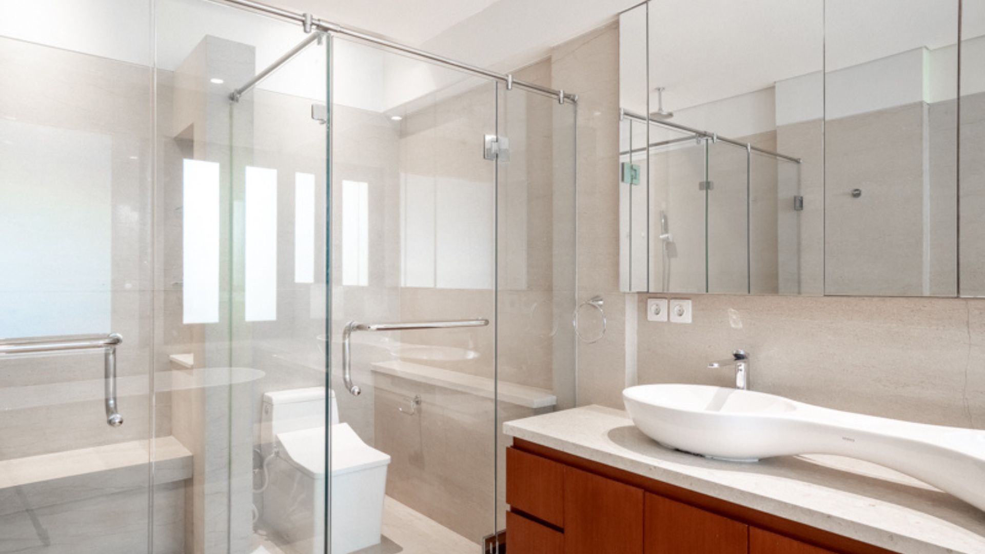 BDN 1 No. 12 Kav C-4BR-BATHROOM 3 For Rent 4BR House South Jakarta Cilandak CLD120
