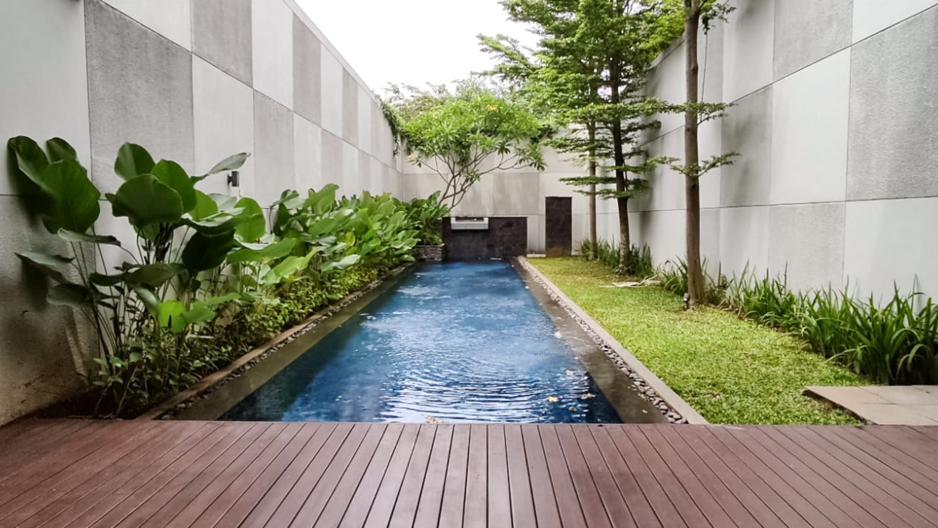 BDN 1 No. 12 Kav D-4BR-SWIMMING POOL & BACKYARD