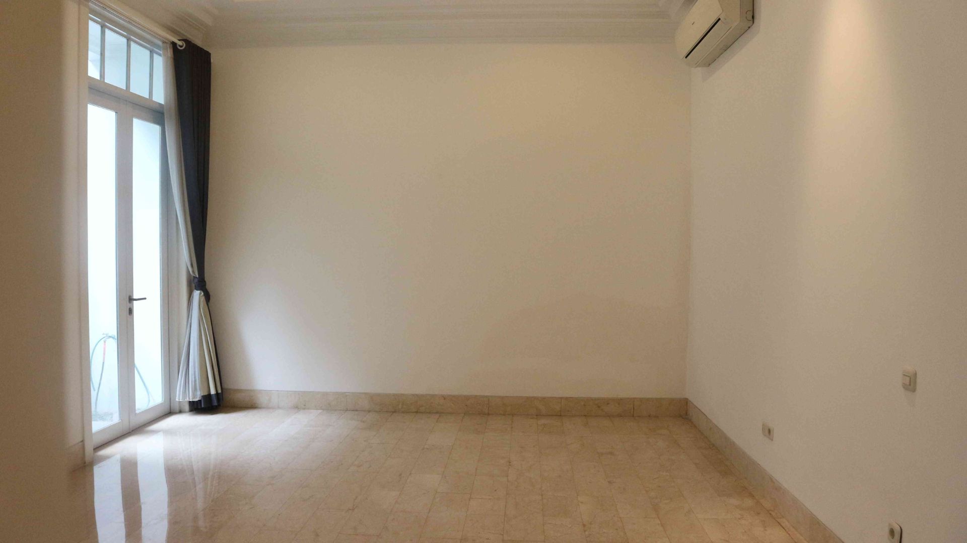 For Rent 5BR House South Jakarta Cilandak CLD483