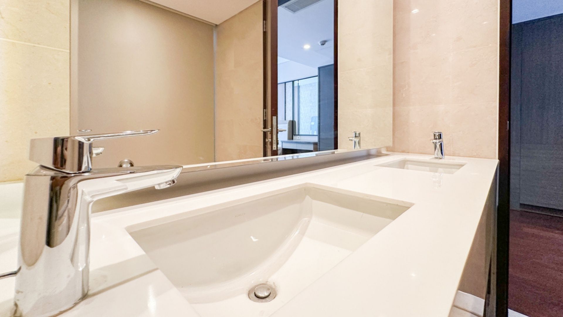 For Rent 3BR Apartment Casa Domaine Central Jakarta Sudirman CD013