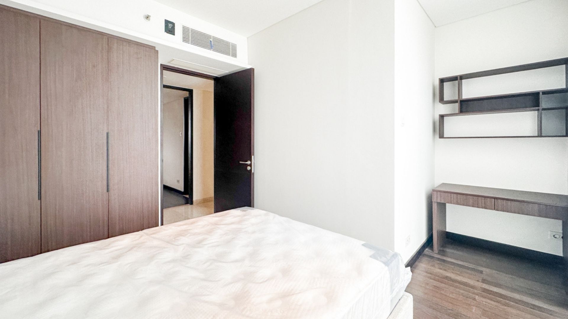 For Rent 3BR Apartment Casa Domaine Central Jakarta Sudirman CD016