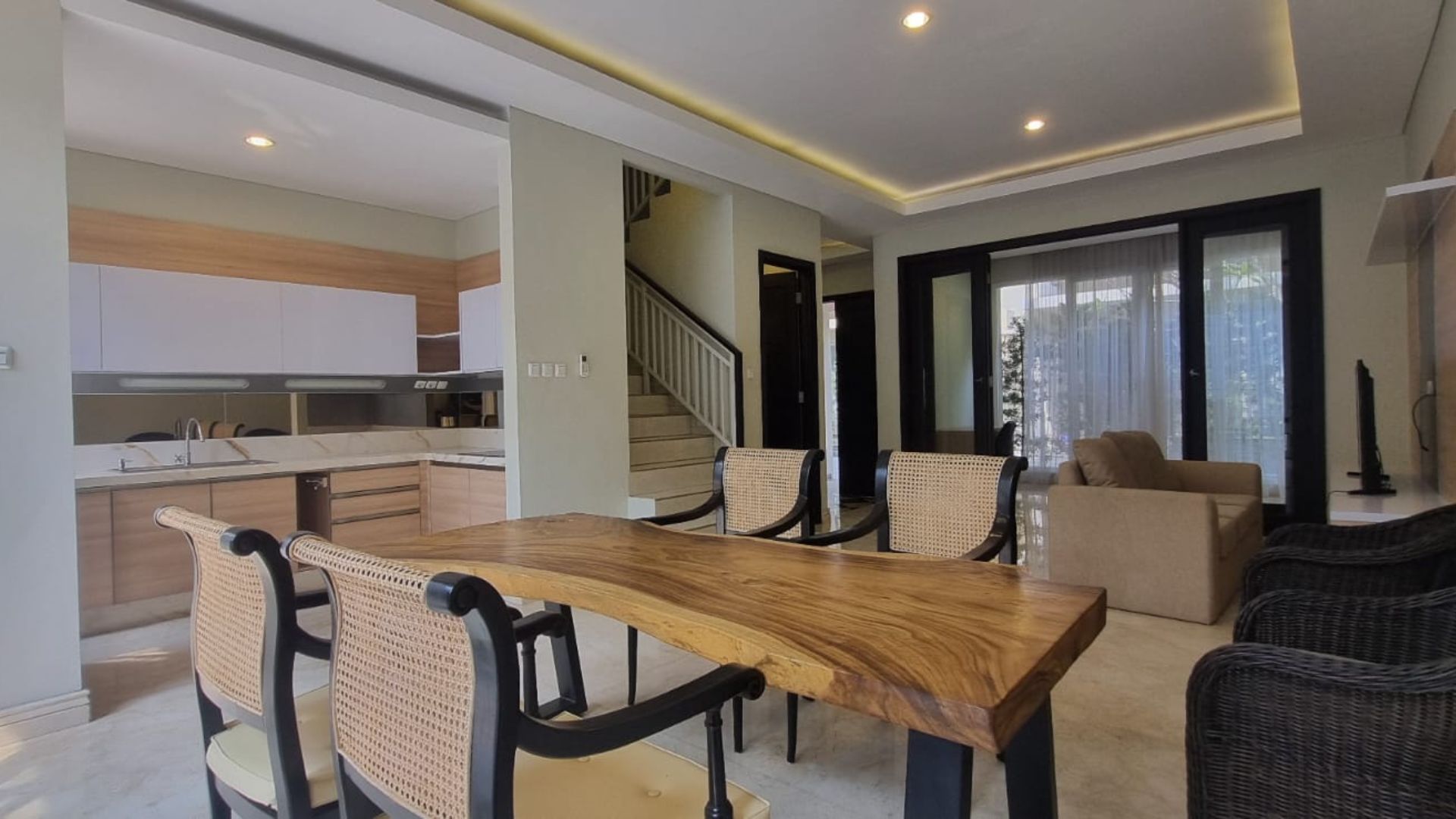 For Rent 3BR House South Jakarta Kemang KMG289