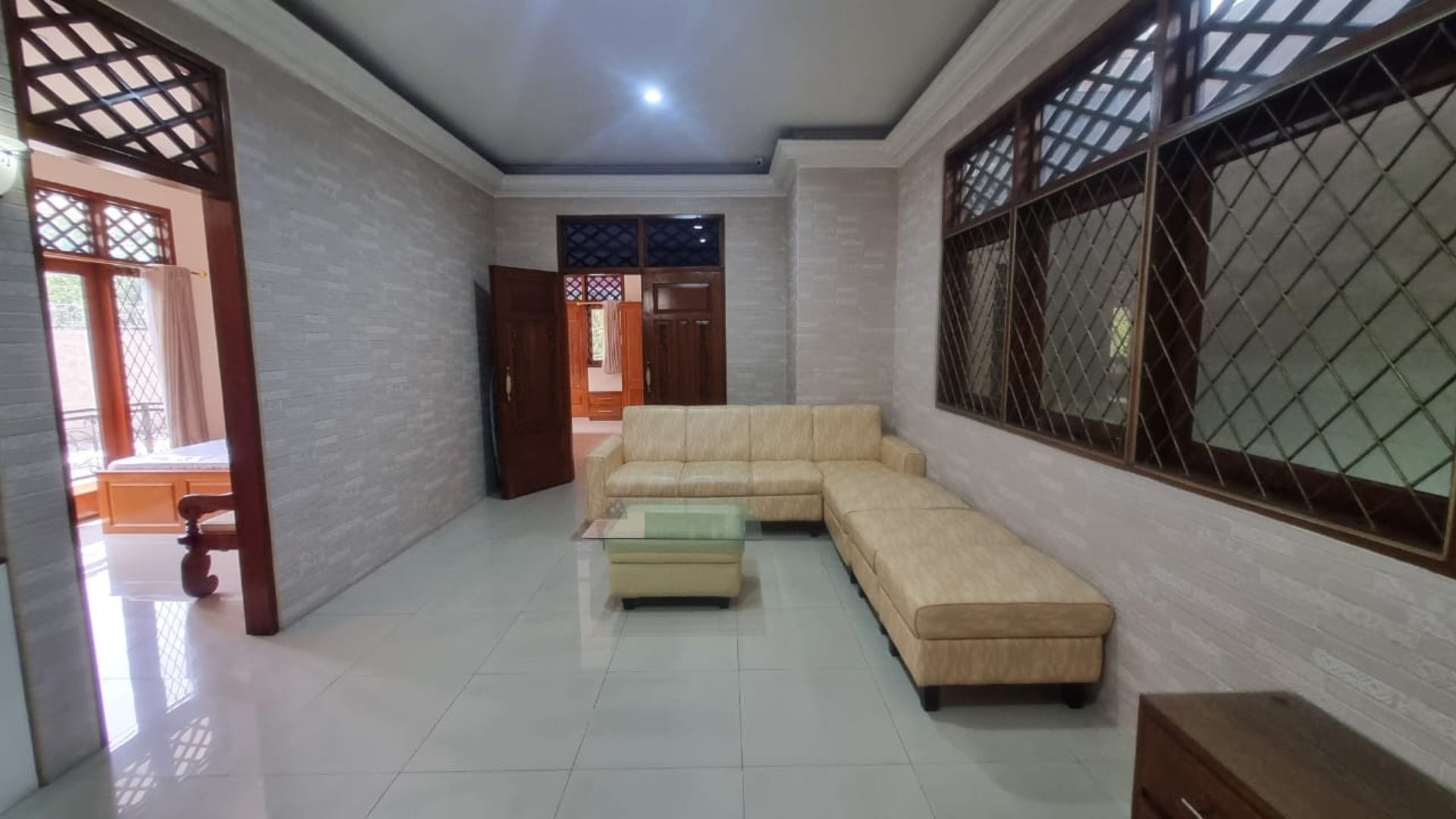 For Rent 4BR House South Jakarta Kebayoran Baru KBBR065