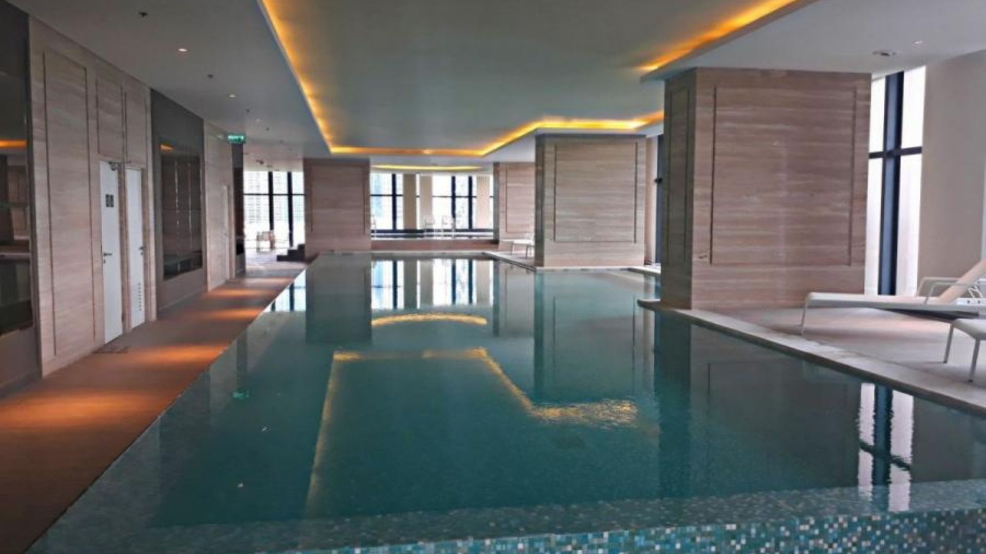 Luxury Sky 2BR Residence – District 8