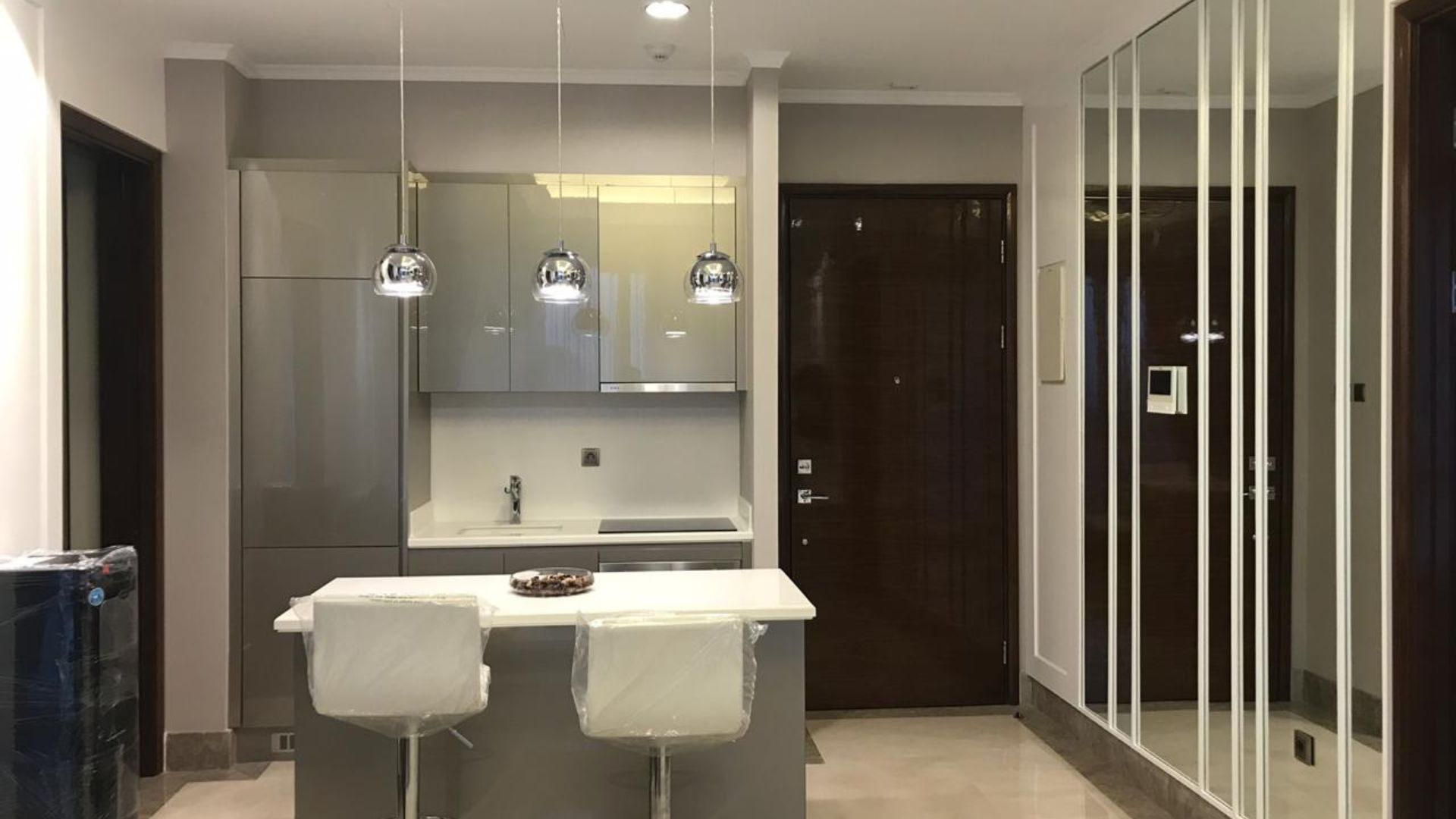 Compact Living 2BR at District 8
