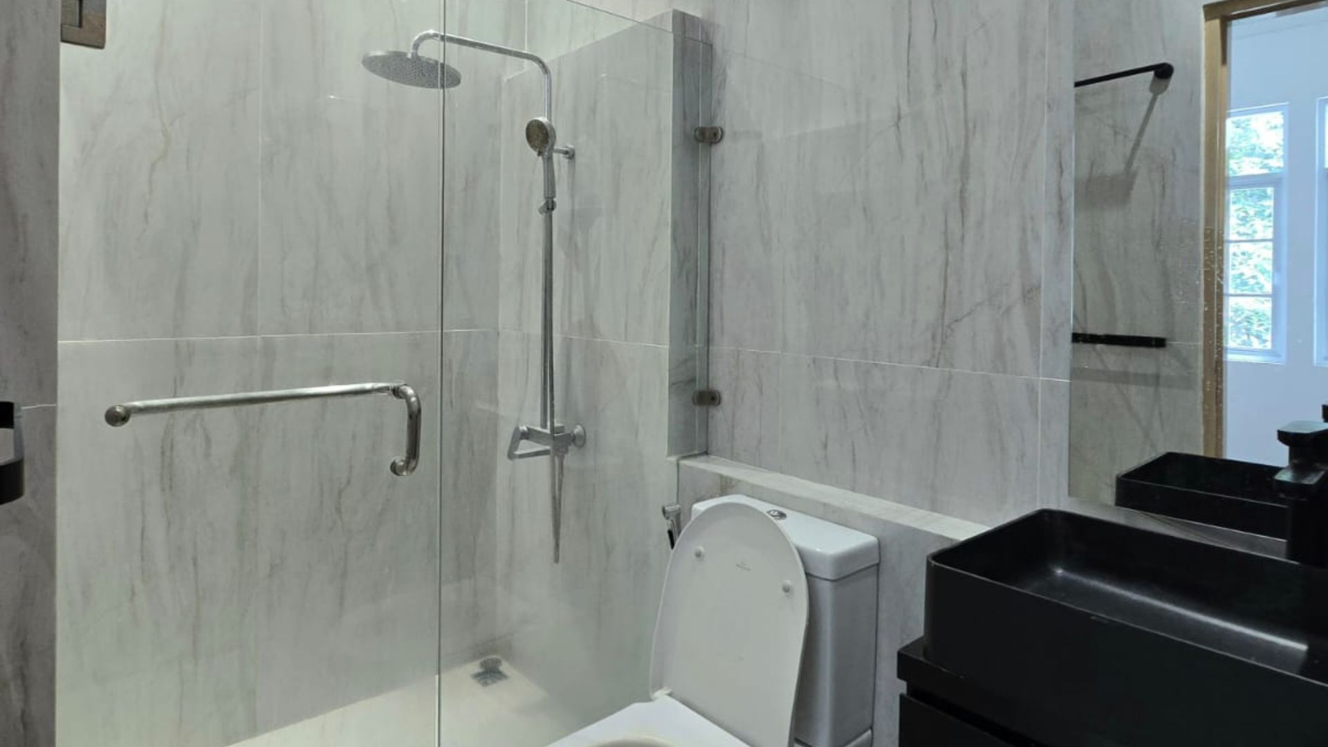 For Rent 4BR House South Jakarta Kebayoran Baru KBBR306