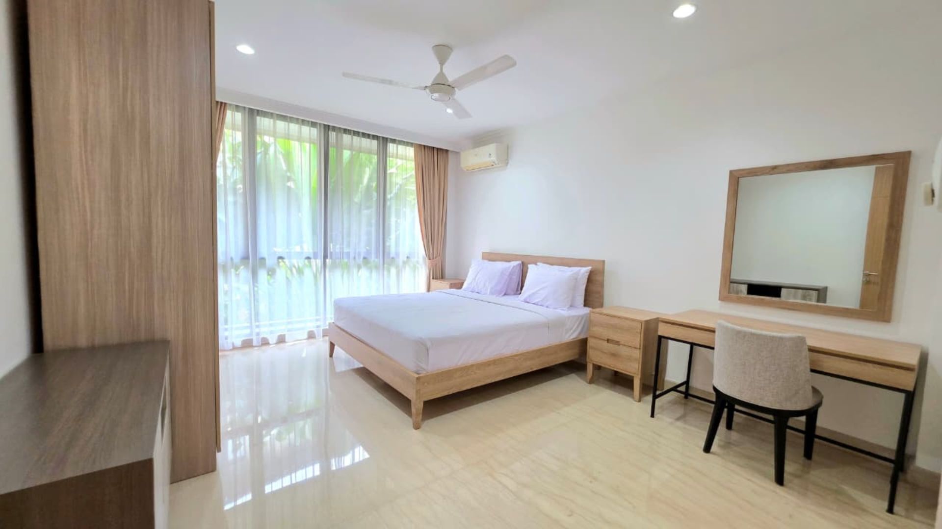 For Rent 3BR Apartment Executive Paradise South Jakarta Cilandak EP024