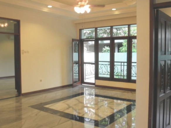 Executive Paradise Kav E1B-3BR-FAMILY AREA AT SECOND FLOOR