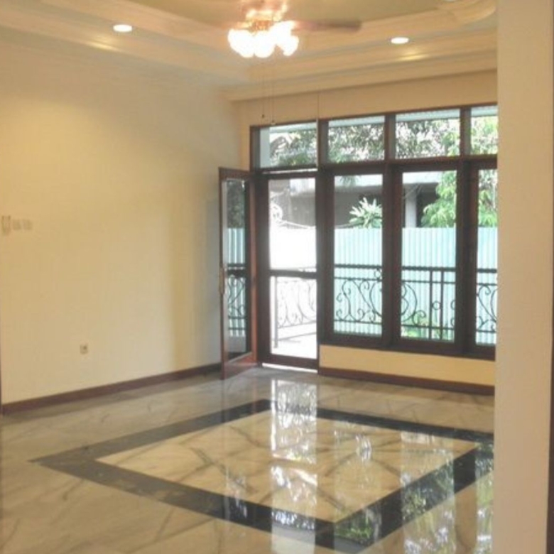 Executive Paradise Kav E1B-3BR-FAMILY AREA AT SECOND FLOOR