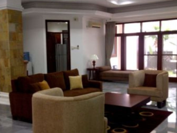 Prestigious Urban Residence – Executive Paradise