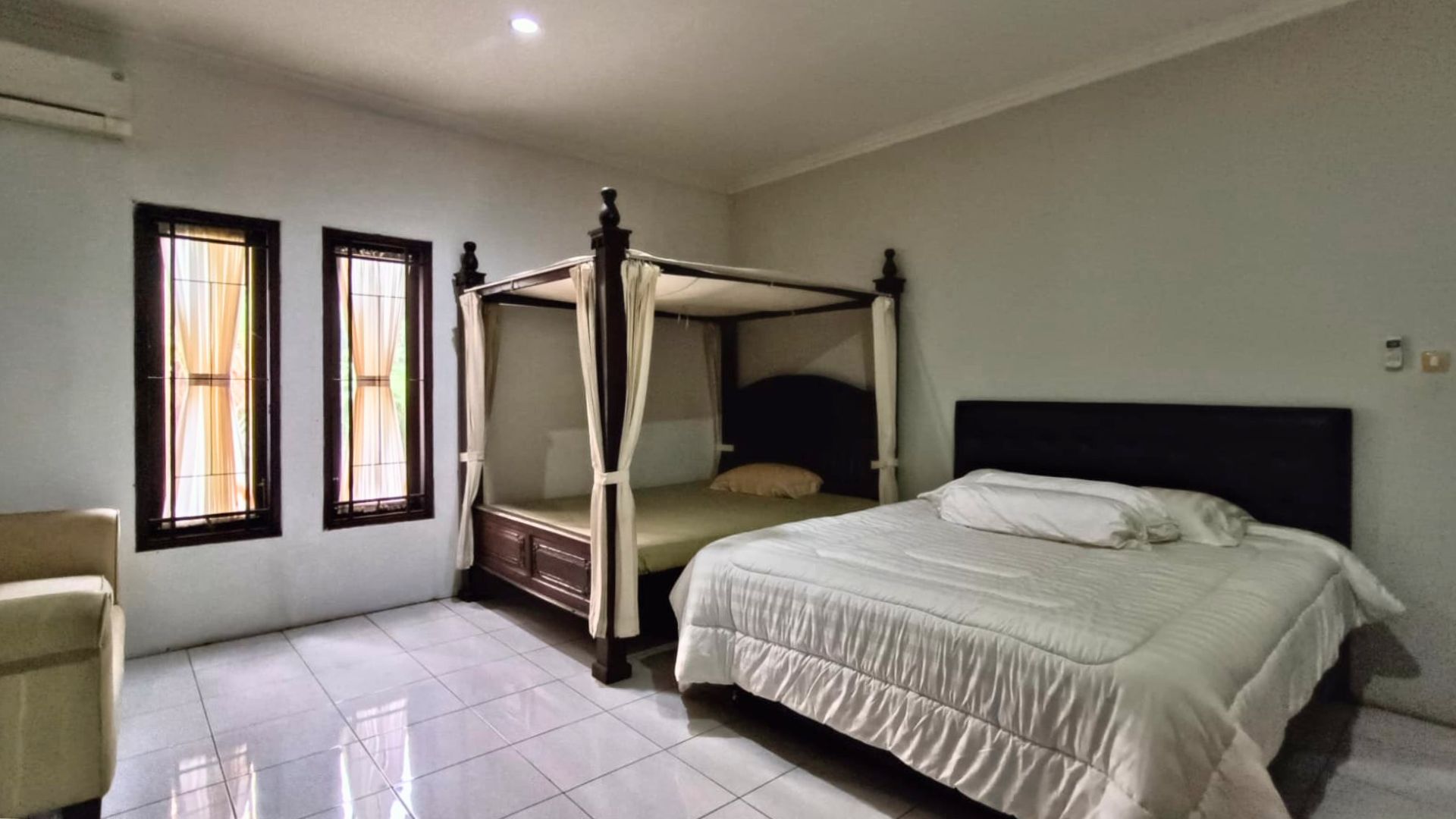 For Rent 6BR House South Tangerang Bintaro BTR004