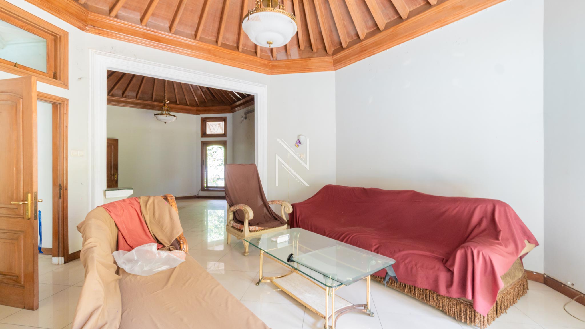 Super Large 10BR House at Kuningan