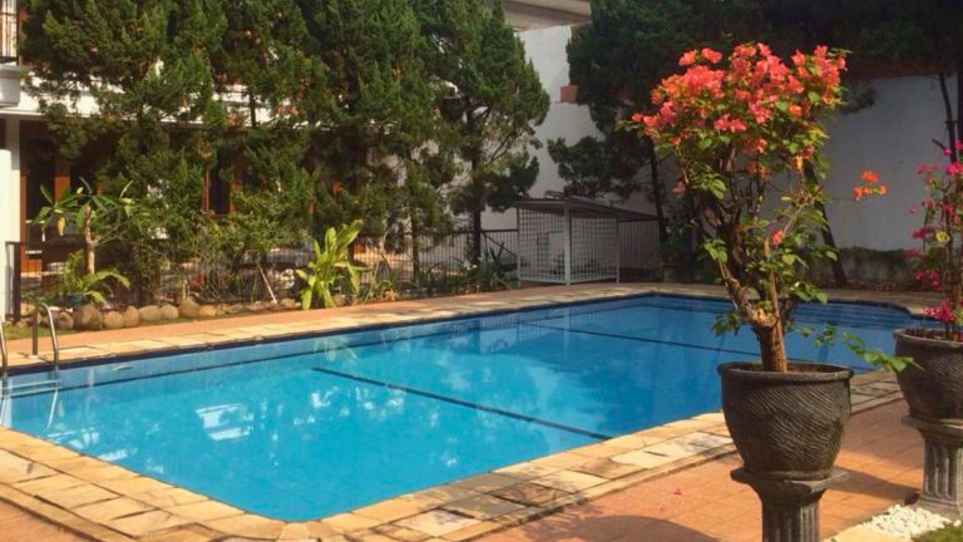 JL.CIKINI 2 FG 5_24-4BR-SWIMMING POOL For Rent 4BR House South Tangerang Bintaro BTR003