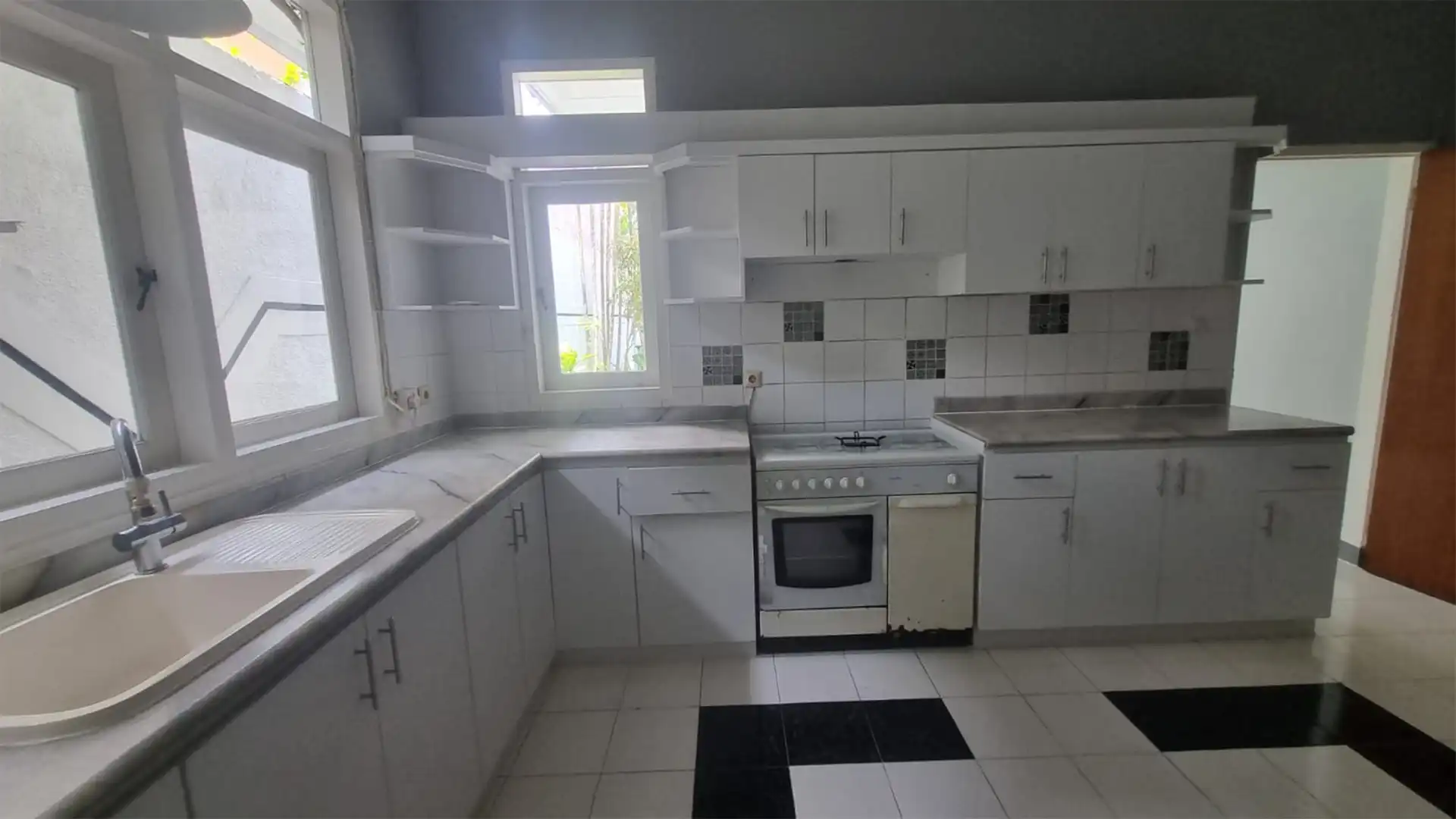 For Rent 4BR House South Jakarta Cilandak CLD105