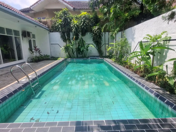 Jeruk Purut-4BR-Swimming Pool