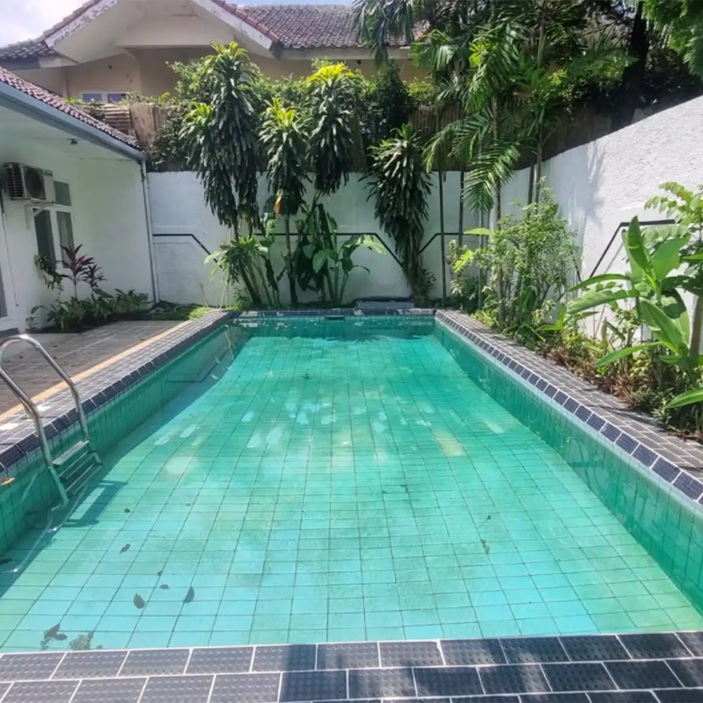 Jeruk Purut-4BR-Swimming Pool