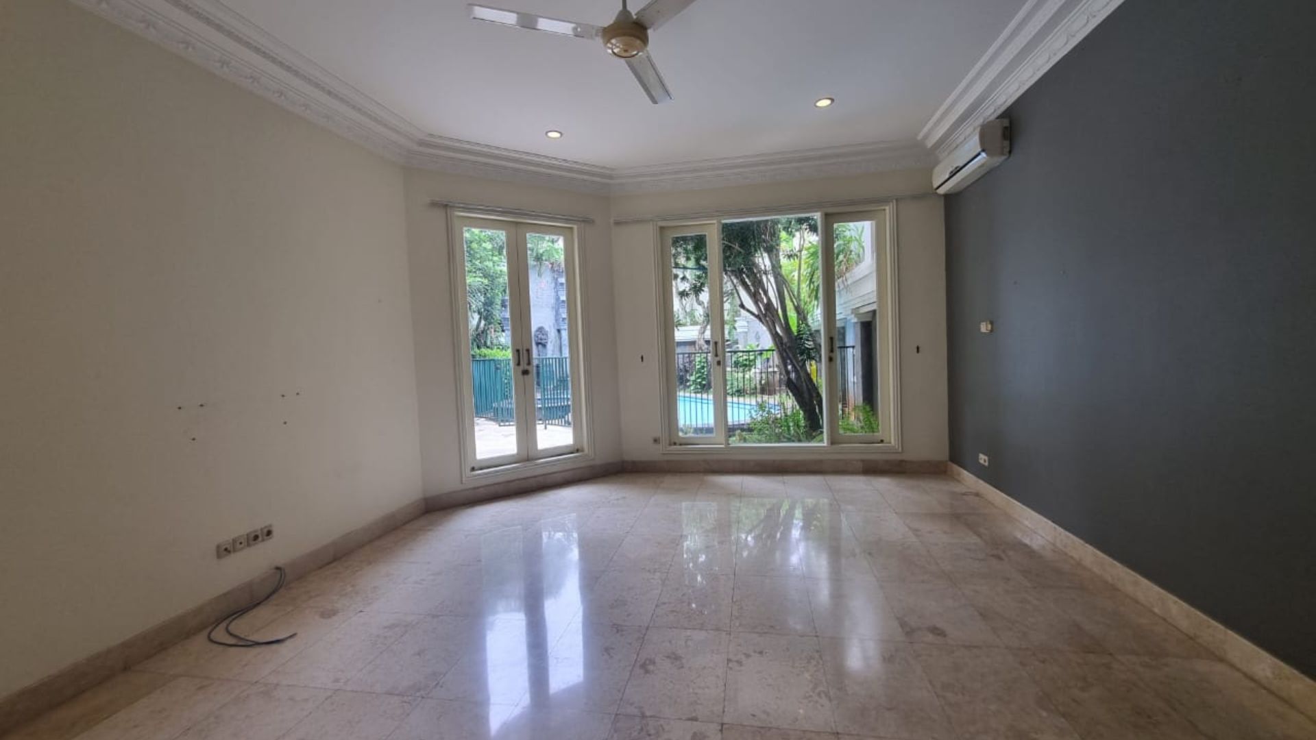 For Rent 5BR House South Jakarta Cilandak CLD405