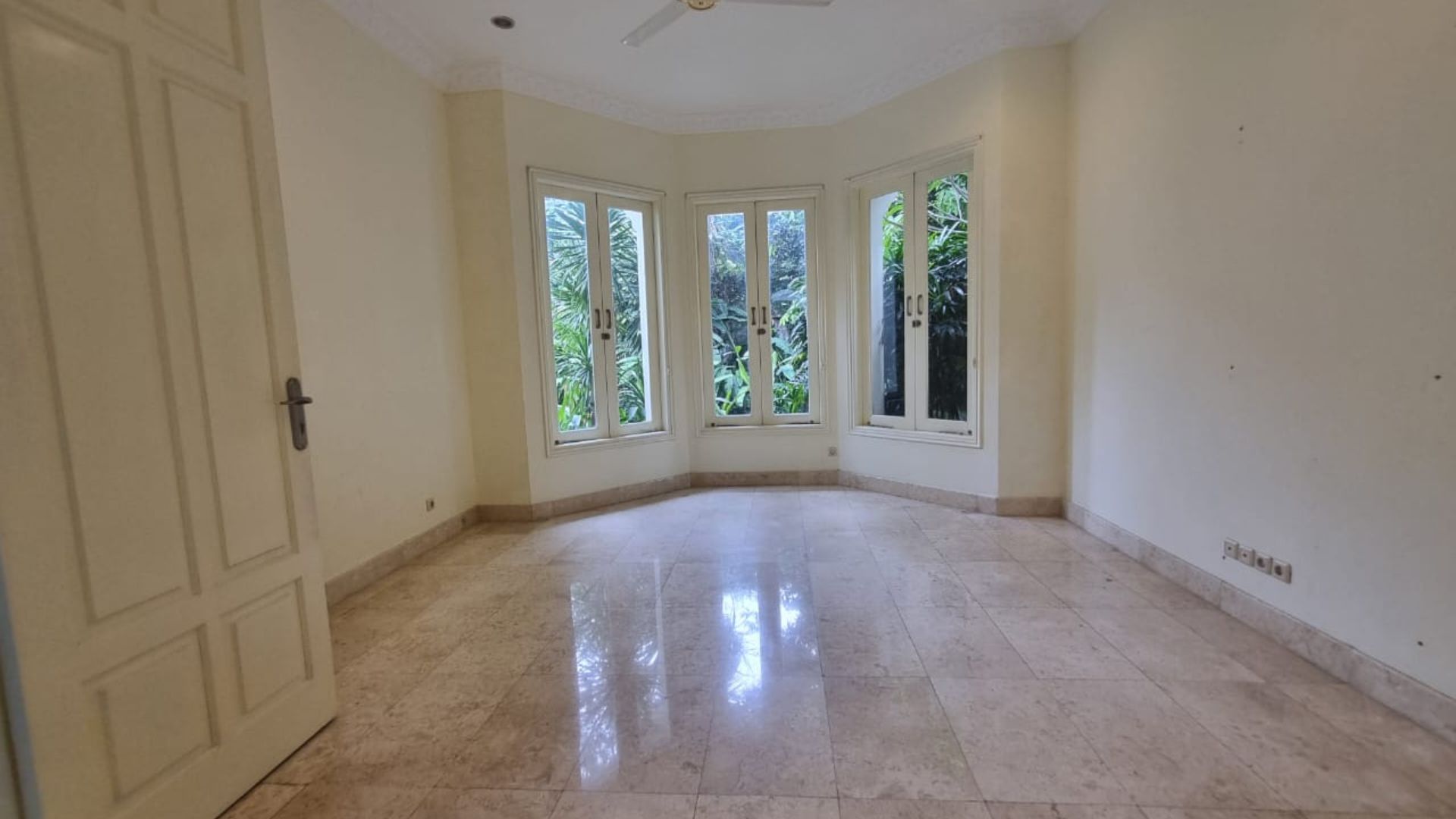 For Rent 5BR House South Jakarta Cilandak CLD405