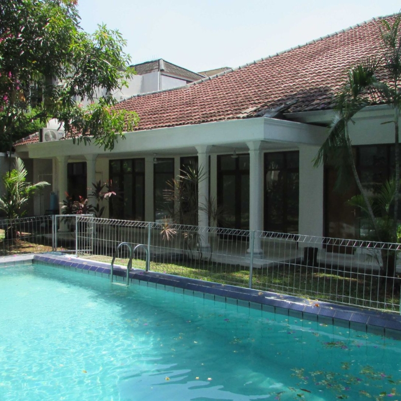 Jeruk Purut no 23 Kav A-4BR-SWIMMING POOL