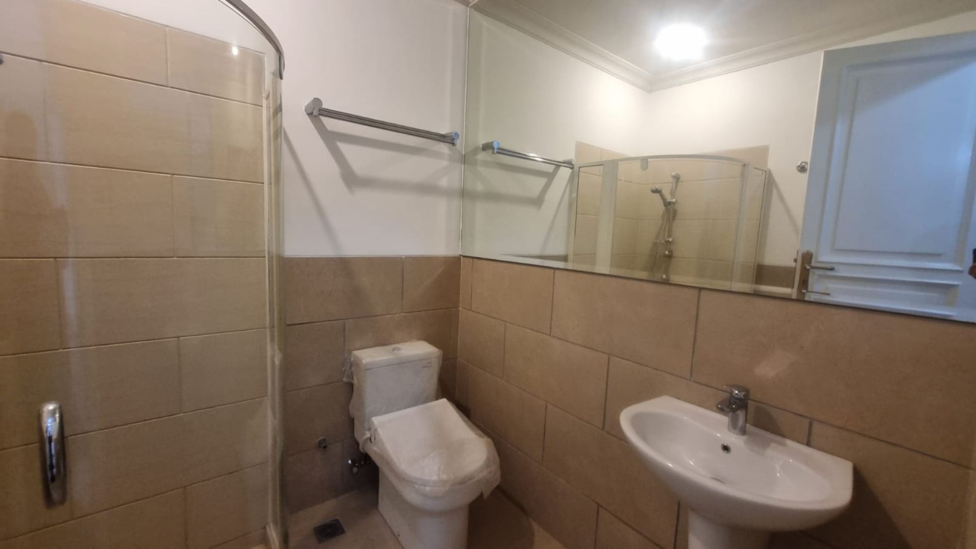 Distinguished 4BR Family Home – Kebayoran Baru