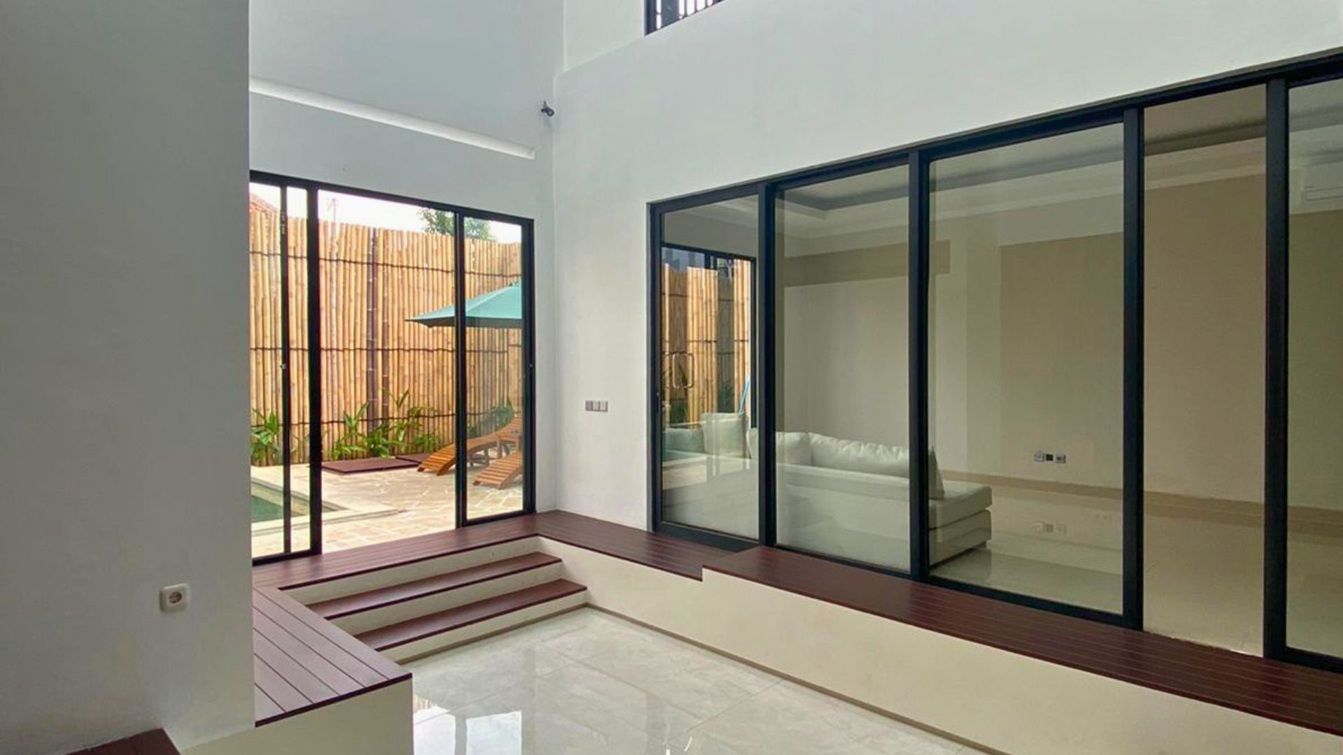 For Buy 4BR House South Tangerang Bintaro BTR002