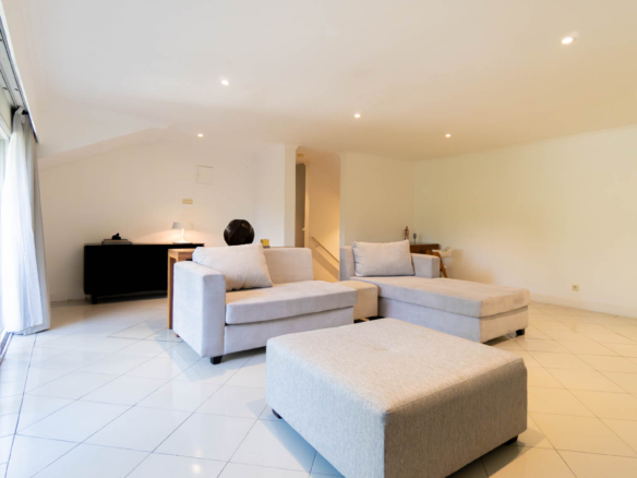 For Rent 3BR House South Jakarta Kemang KMGS157