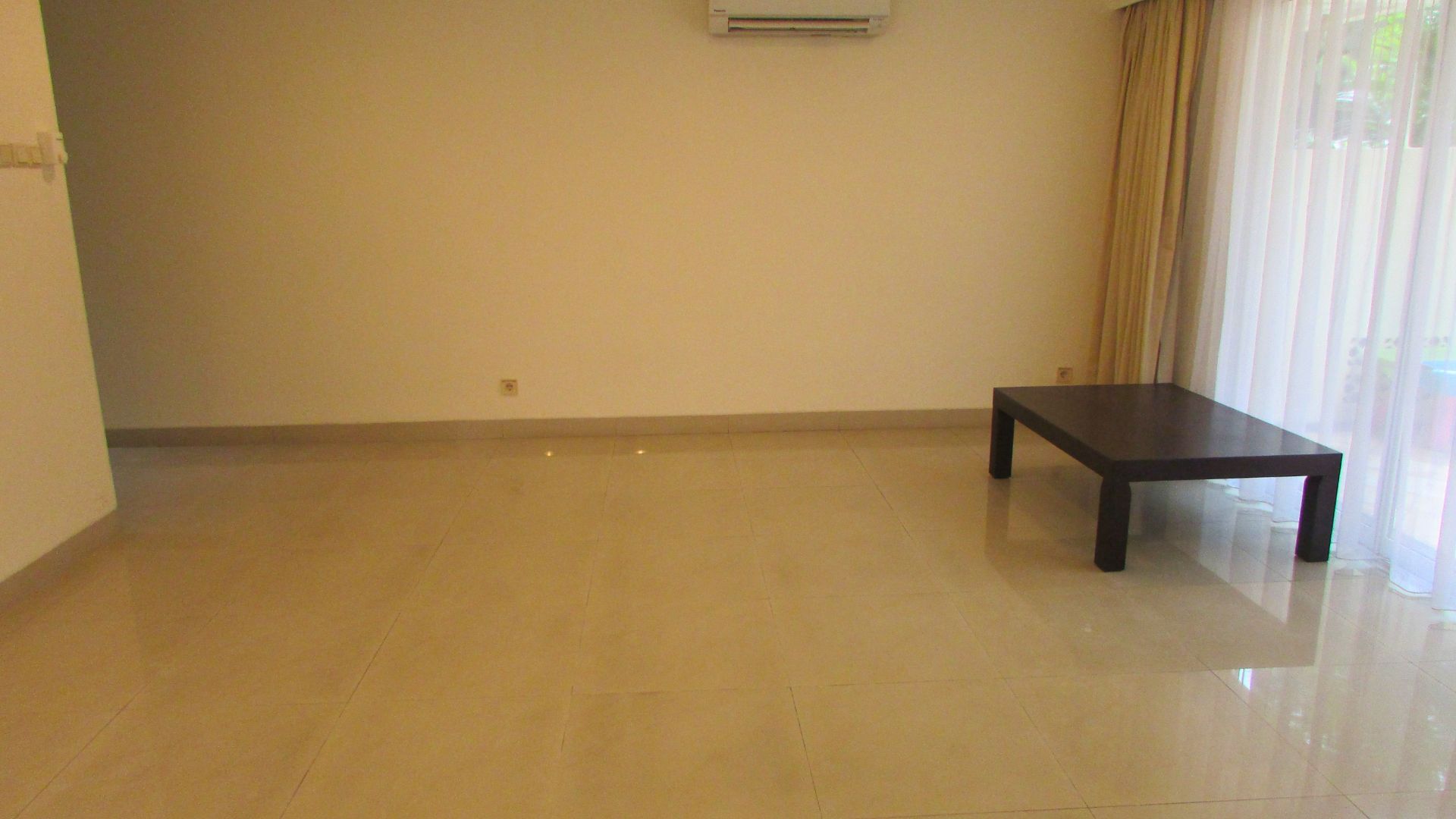 For Rent 3BR House South Jakarta Kemang KMG005