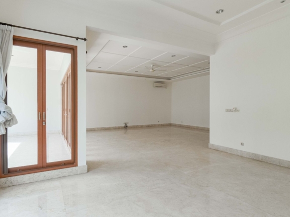 KEMANG SELATAN NO.150D-5BR-LIVING AREA