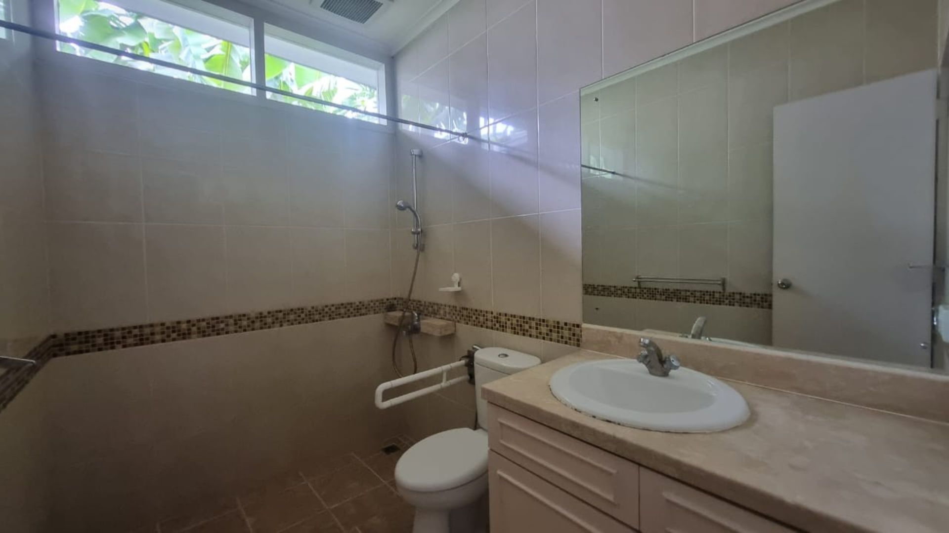 Prestigious and Luxury 4BR in Kemang