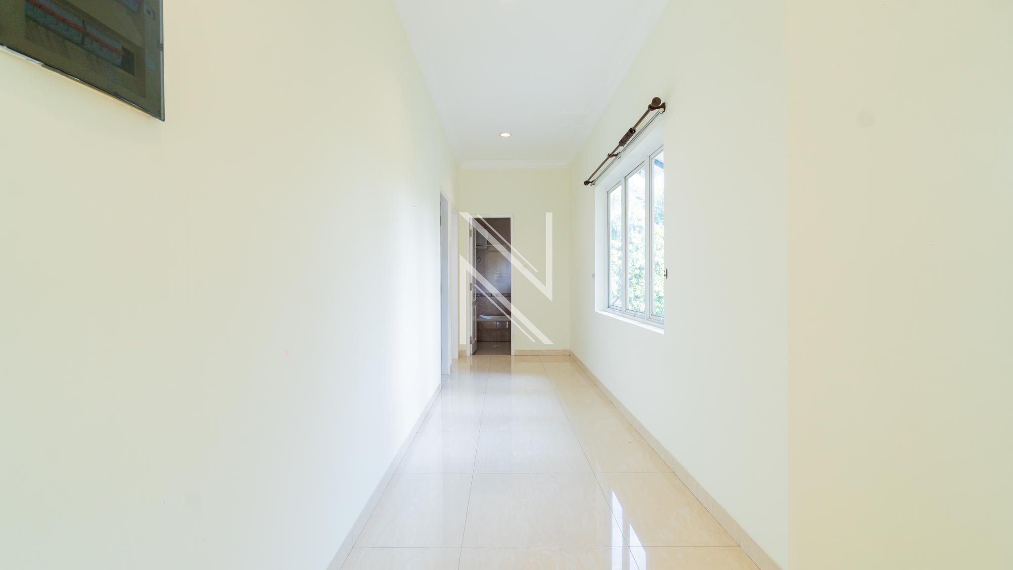 KEMANG TIMUR DALAM NO.18-5BR-CORRIDOR AT SECOND FLOOR Exclusive 5BR Family Home in Prime Location – Kemang