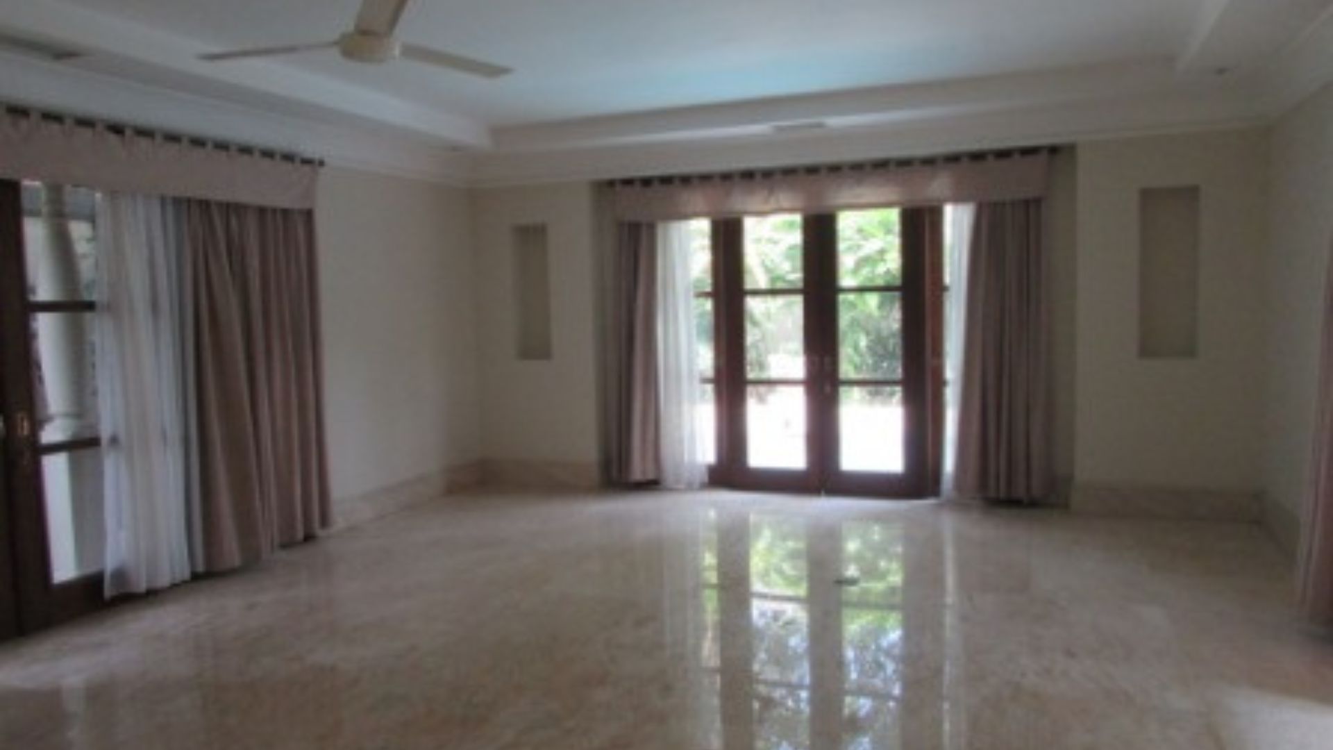 Modern 3BR Urban Home in Kemang